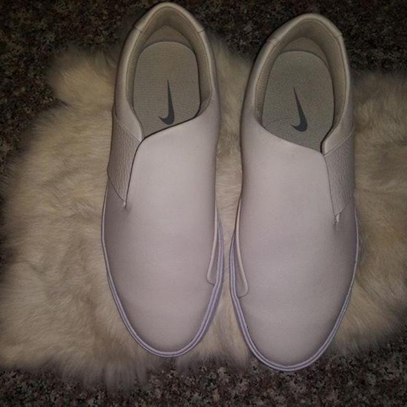 Nike Blazer City Ease Sneaker - Picture 4 of 4